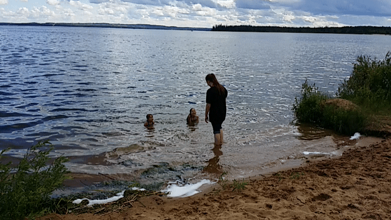 Wetting the Toes
My oldest and middle daughters cool themselves in the evening at the lake shore accompanied by one of my wife's classmate's little girl.
Keywords: Notre Dame;2014;20 year;Bonnyville;Moose Lake;beach;cool;toes